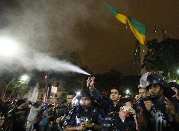 2014-06-21t003514z_154282219_gm1ea6l0nn101_rtrmadp_3_brazil-worldcup_reuters