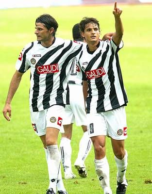 البرازيلي فيليبي دياس دا سيلفا 