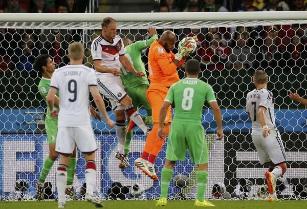 2014-06-30t215525z_634389574_tb3ea6u1rjqm9_rtrmadp_3_soccer-world-m54-ger-alg_reuters