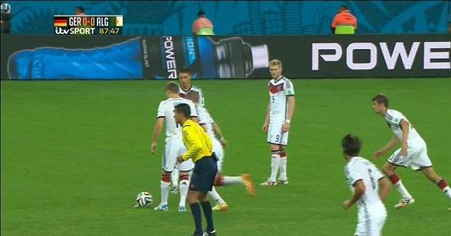 article-2675521-1f49828800000578-586_634x356