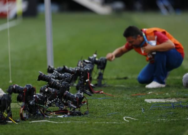 2014-06-12t200101z_718348070_tb3ea6c1m9aqp_rtrmadp_3_soccer-world-m01-bra-cro_reuters