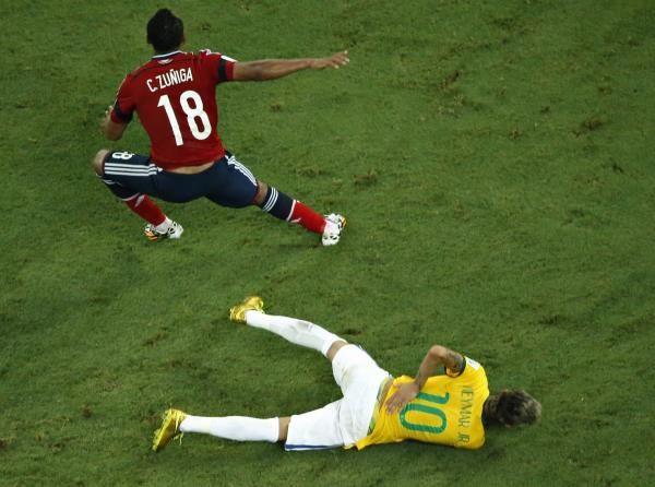 2014-07-05t003505z_502953731_gm1ea750nr301_rtrmadp_3_soccer-world-m57-bra-col-neymar_reuters