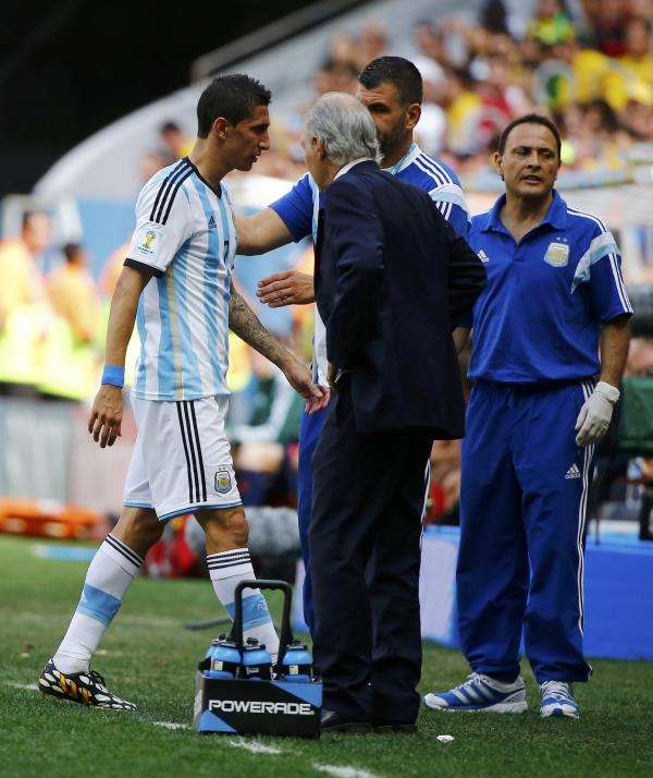 دي ماريا بعد خروجه من الملعب