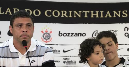 2011-02-142011-02-14t173830z_01_nac10_rtridsp_3_soccer-latam-brazil-ronaldo_reuters