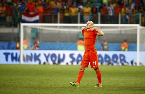 2014-07-05t233435z_923024097_gf2ea751t7j01_rtrmadp_3_soccer-world-m59-ned-crc_reuters