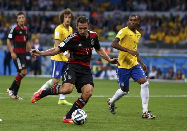 2014-07-08t203002z_1181649063_tb3ea781nl27m_rtrmadp_3_soccer-world-m61-bra-ger_reuters