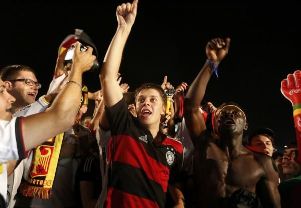 2014-07-08t234032z_1565151249_tb3ea7901qsqm_rtrmadp_3_brazil-worldcup_reuters