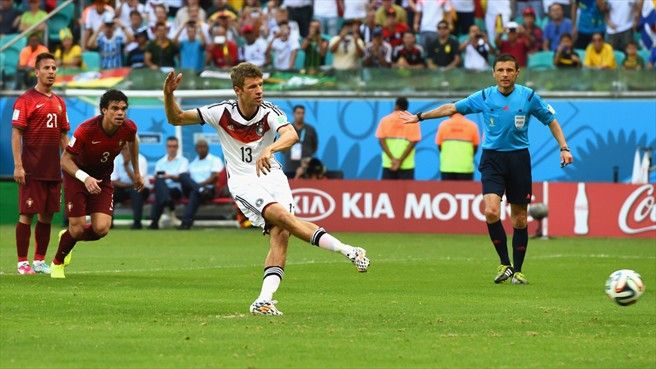 الهدف الأول لألمانيا في طرقها نحو الفاينل كان من ركلة جزاء عبر توماس مولر أسكنها شباك البرتغالف في مباراةٍ انتهت برباعية ألمانية