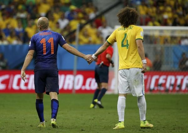 2014-07-12t213221z_130422528_tb3ea7c1qh3ax_rtrmadp_3_soccer-world-m63-bra-ned_reuters