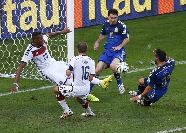 2014-07-13t194836z_1763270935_tb3ea7d1lo5pk_rtrmadp_3_soccer-world-m64-ger-arg_reuters