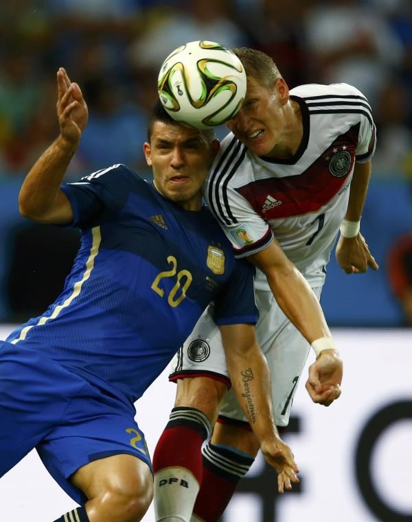 2014-07-13t205027z_1579806354_tb3ea7d1oj9to_rtrmadp_3_soccer-world-m64-ger-arg_reuters