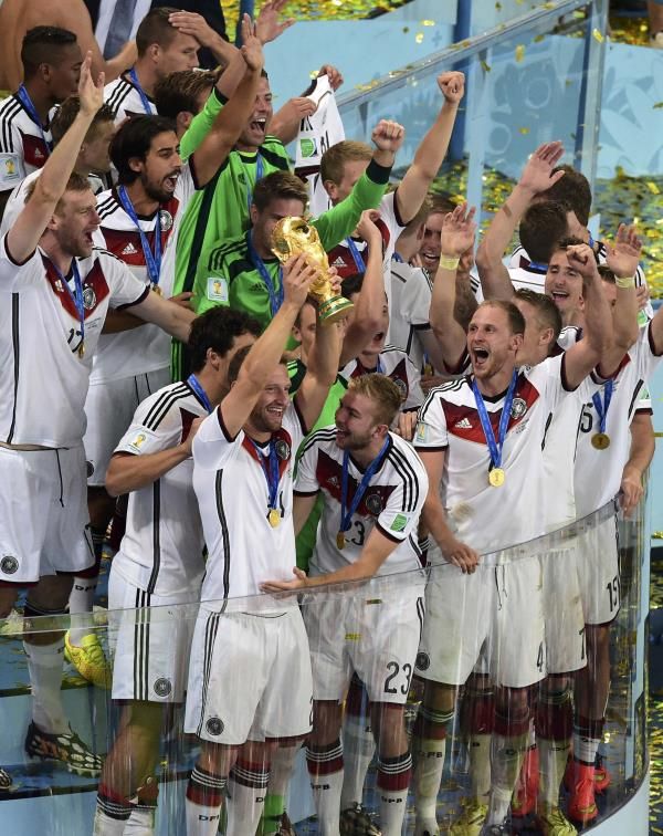 2014-07-13t222847z_173054092_tb3ea7d1qjio6_rtrmadp_3_soccer-world-m64-ger-arg_reuters
