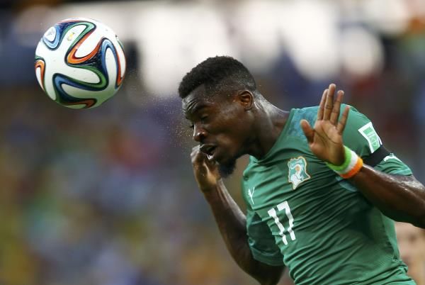 2014-06-24t202627z_1702457792_tb3ea6o1kuabz_rtrmadp_3_soccer-world-m38-gre-civ_reuters