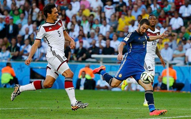 هيجواين يرفض الهدية