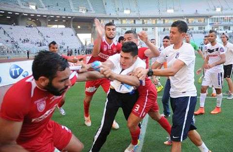 من الاحداث التي جدت بملعب رادس بعد نهاية مباراة النهائي