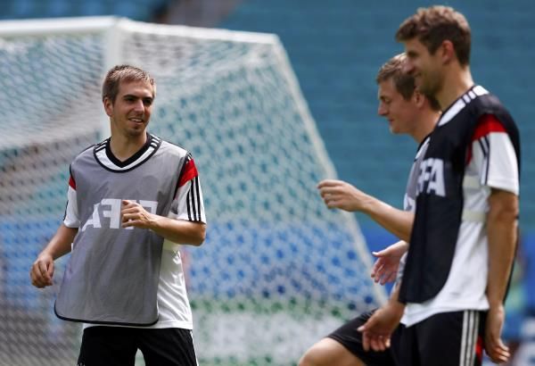 2014-06-15t162541z_2110887868_tb3ea6f1c9y63_rtrmadp_3_brazil-worldcup_reuters