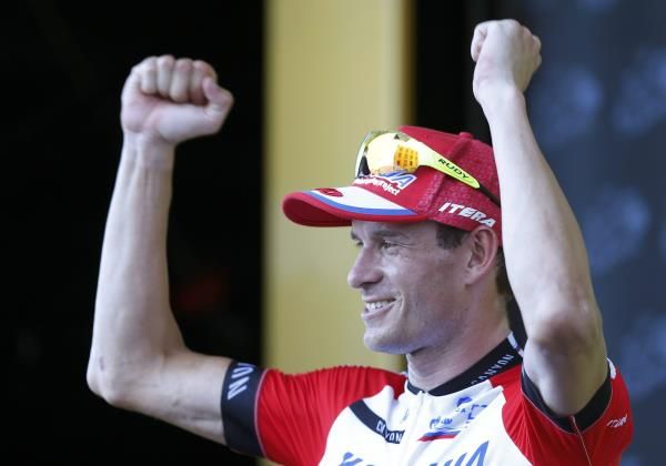 2014-07-17t160848z_456790256_lr1ea7h18ue70_rtrmadp_3_cycling-tour_reuters