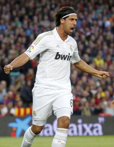 2012-04-21t182615z_01_mad607_rtridsp_3_soccer-clasico_reuters