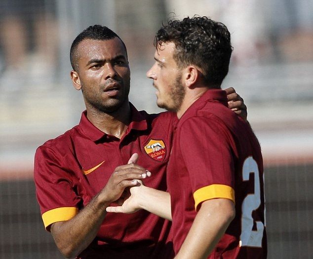 article-2697933-1FC51B5E00000578-301_634x542