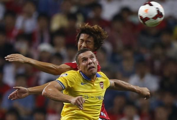 2013-07-26t121841z_470187074_gm1e97q1kat01_rtrmadp_3_soccer_reuters