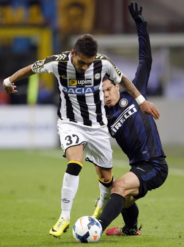 2014-03-27t205252z_546116321_gm1ea3s0dgj01_rtrmadp_3_italy-soccer_reuters