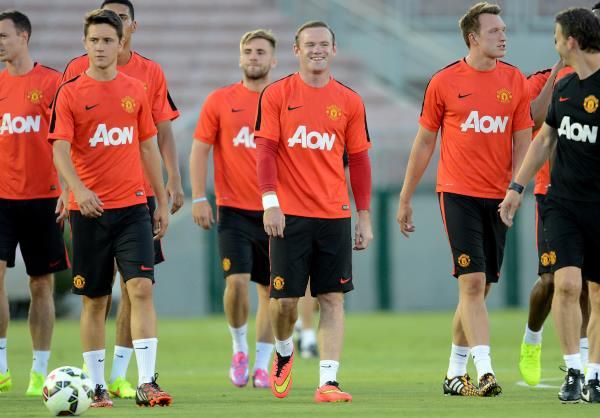 2014-07-23t033020z_1630212953_nocid_rtrmadp_3_soccer-manchester-united-training_reuters