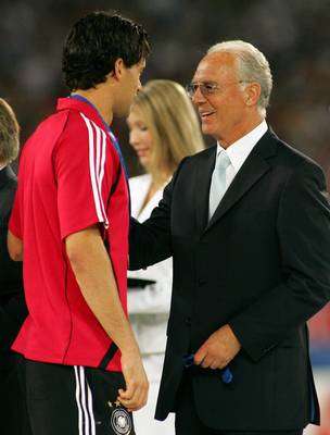 بـيـكـنبـاور في حديـث سابـق مع مايكـل بـالاك