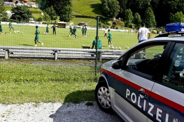 2014-07-25t095007z_2056341062_gm1ea7p1dbs01_rtrmadp_3_austria-soccer_reuters