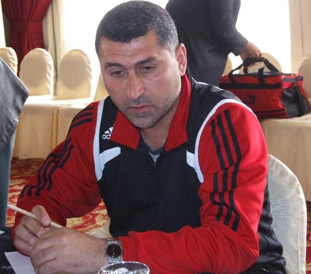 السوري نزار محروس المدير الفني لفريق شباب الاردن وبعدسة كووورة