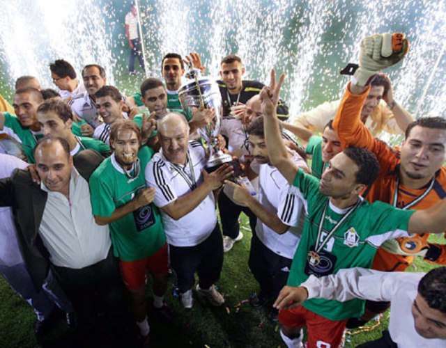 الوحدات متوجاً بلقب كأس الكؤوس موسم 2008-2009