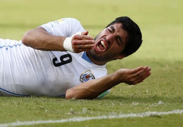 2014-06-30t181507z_458893980_gf2ea6o1fse01_rtrmadp_3_soccer-world-suarez_reuters