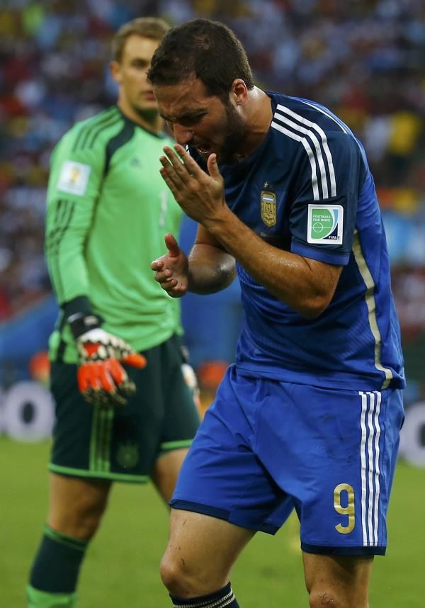 2014-07-13t210113z_1501657333_tb3ea7d1mhlg8_rtrmadp_3_soccer-world-m64-ger-arg_reuters
