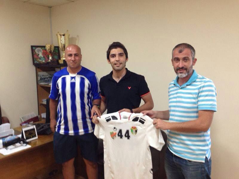 زيد جابر بعد توقيعه للأهلي اليوم 