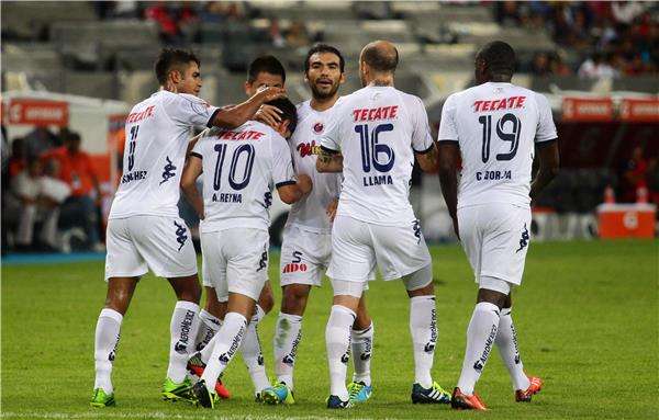 فرحة لاعبي فيراكروز بالفوز في لقاء سابق