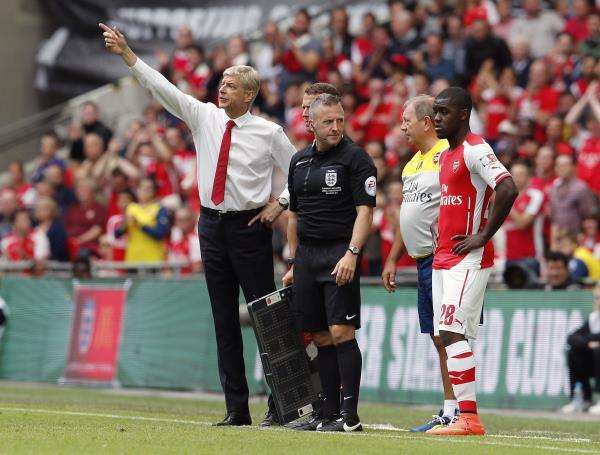 2014-08-10t155019z_1925588064_gm1ea8a1u4y01_rtrmadp_3_soccer-england-shield_reuters