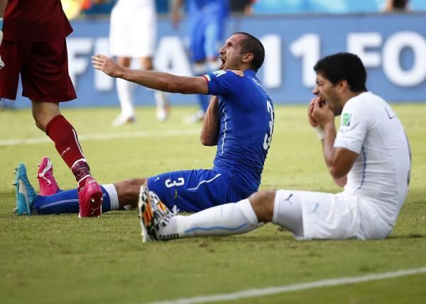 2014-06-30t181144z_1252428918_tb3ea6o1g0c7u_rtrmadp_3_soccer-world-suarez_reuters