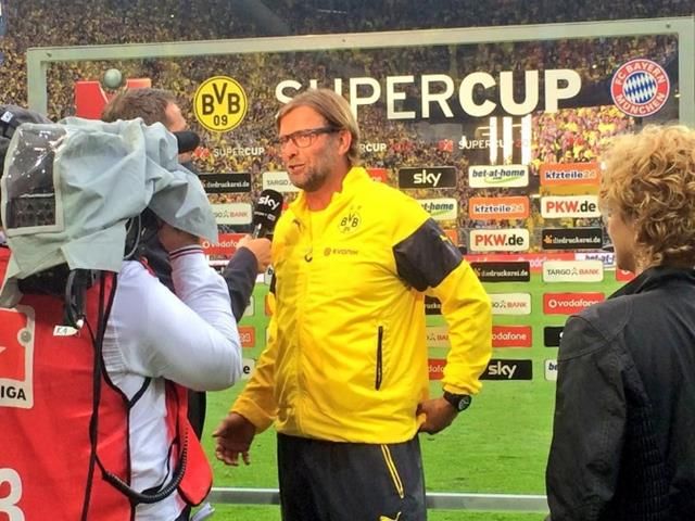 كلوب خلال حديثه لوسائل الإعلام بعد اللقاء