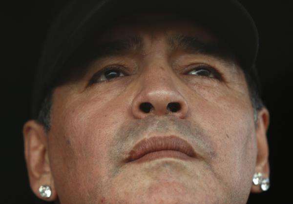 2013-08-20t012602z_937198862_gm1e98k0q4i01_rtrmadp_3_soccer-argentina-maradona_reuters