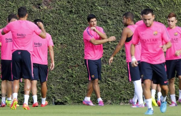 2014-08-15t085135z_586746398_gm1ea8f1ang01_rtrmadp_3_soccer-suarez_reuters