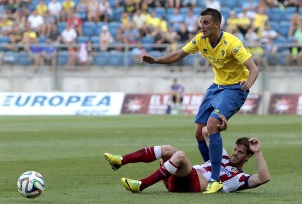 20140815-635437336678924453w_efe