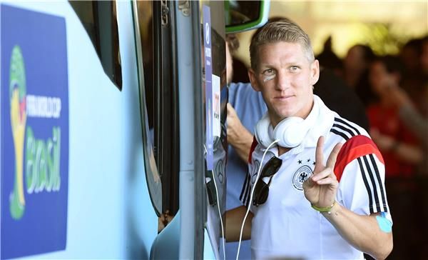 باستيان شفاينشتايجر 