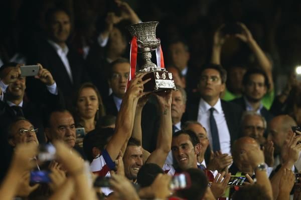 2014-08-22t225938z_664895803_gm1ea8n0jaw01_rtrmadp_3_soccer-spain-supercup_reuters