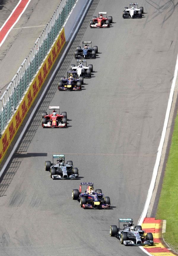 2014-08-24t150132z_448853131_gm1ea8o1rvi01_rtrmadp_3_motor-racing-prix_reuters