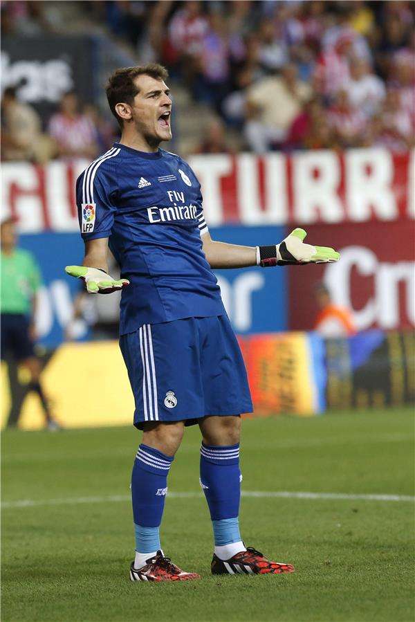  إيكر كاسياس