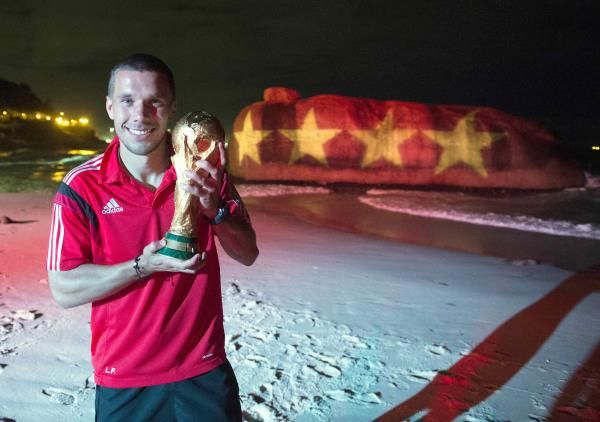 2014-07-14t093551z_1445195227_gm1ea7e1cr201_rtrmadp_3_soccer-world_reuters