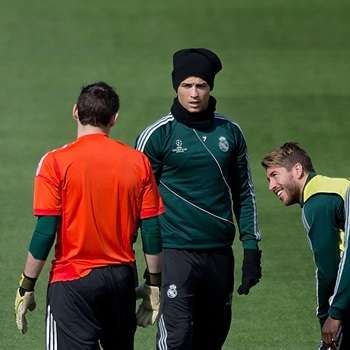 ثلاثي ريال مدريد راموس وكاسياس ورونالدو