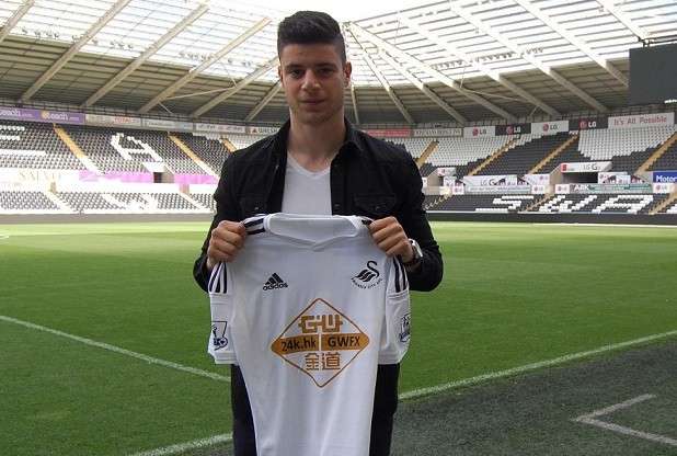  جيمس ديمتريو