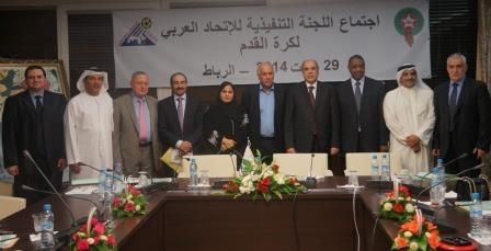 اعضاء المكتب التنفيذي للاتحاد العربي عقب الاجتماع