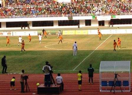 جانب من مباراة السودان وزامبيا