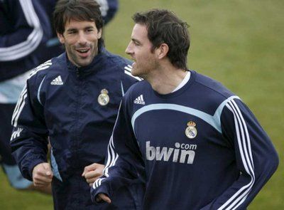 الألماني كريستوف ميتزلدر 